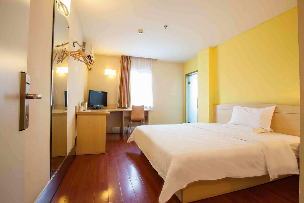 7Days Premium Luoyang Peony Square Branch Hotel Bagian luar foto